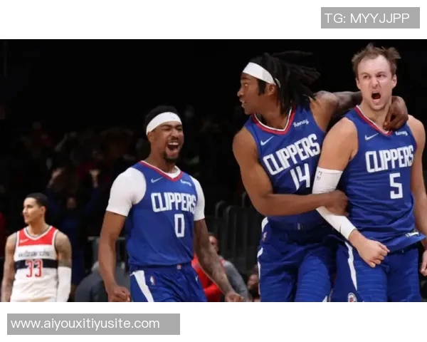 快船首胜NBA杯压哨绝杀比尔与小卡激情庆祝瞬间回顾