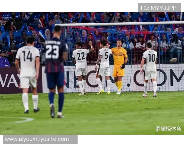 无解门神陈威全场扑救11次媒体评分满分10分表现惊艳