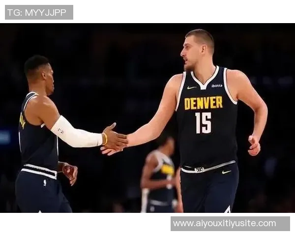 约基奇本赛季有望超越威少创造全新三双纪录