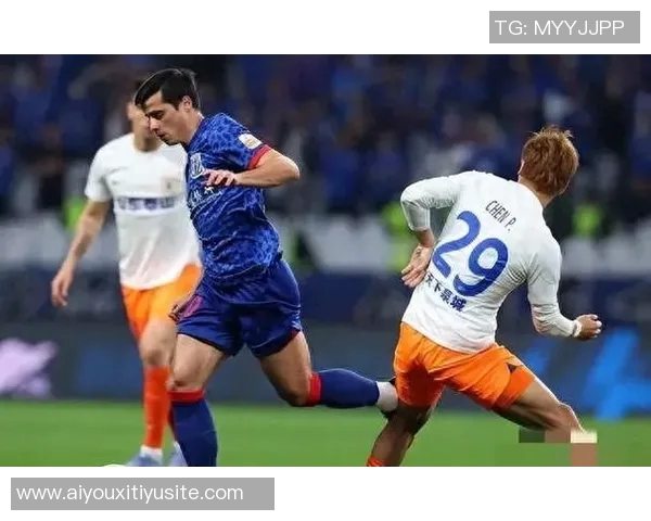 申花遭广岛逆袭朱辰杰失位致荒木隼人头球破门球队陷入困境