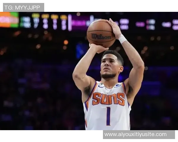 太阳主帅透露布克已恢复训练将持续评估其出战雷霆的可能性