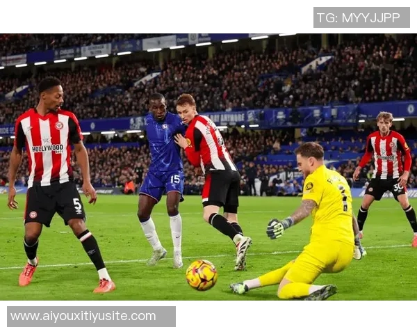 英超争冠形势紧张第2到第11名仅差4分竞争激烈