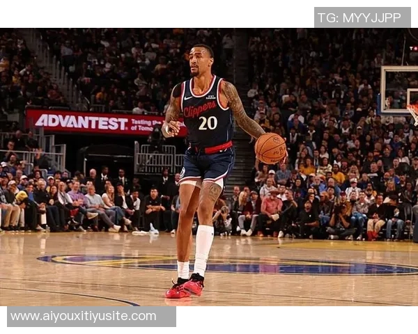 约翰科林斯期待老将引领球队夺冠目标信心满满