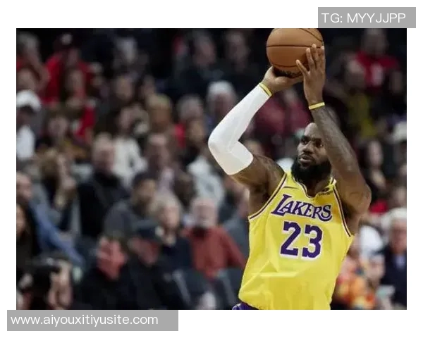 狄龙谈挑衅詹姆斯被驱逐事件称当时失控以为湖人未叫暂停